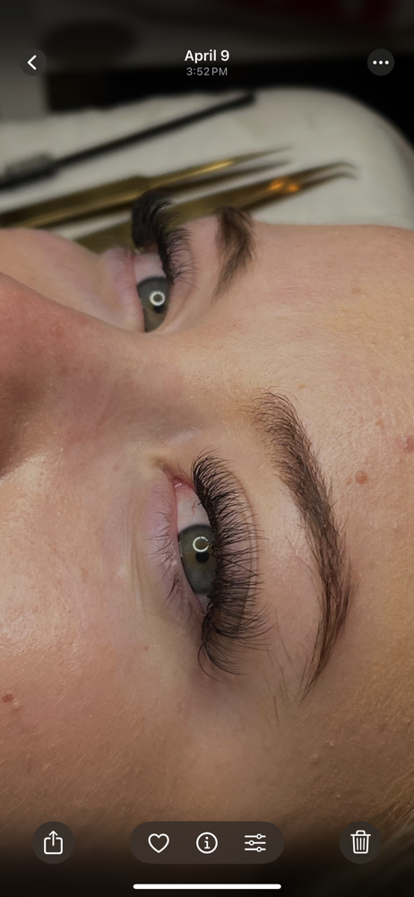 UV Hybrid Lash Extension/Fill