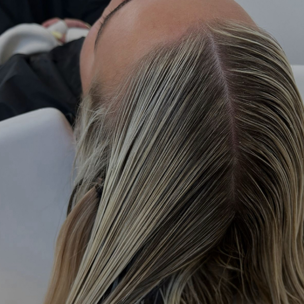 Full Teasy Light at Foils To Fades Studio in Hamilton, OH