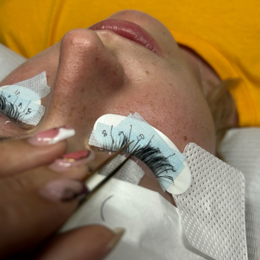 1:1 Lash Extension Training at GET ESTHETIC BY GEM in Simi Valley, CA