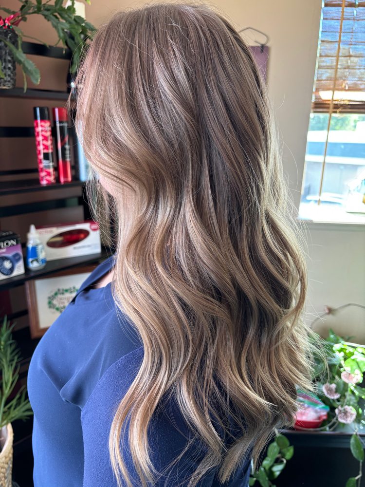 Women’s Haircut