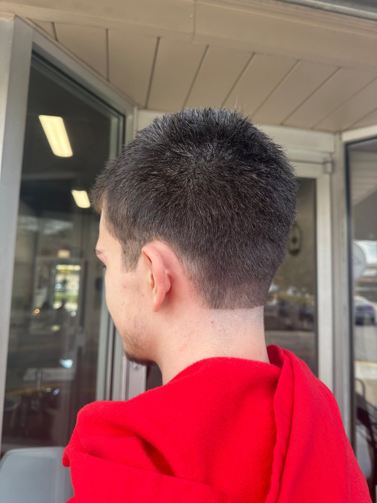 men's haircut