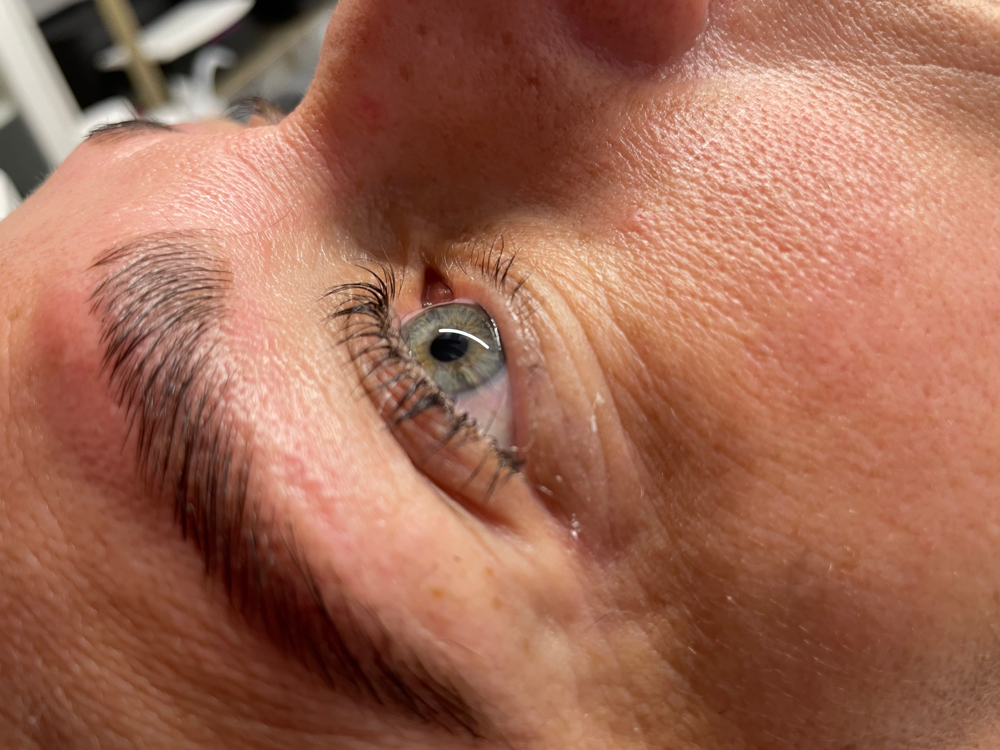 LASH TINT