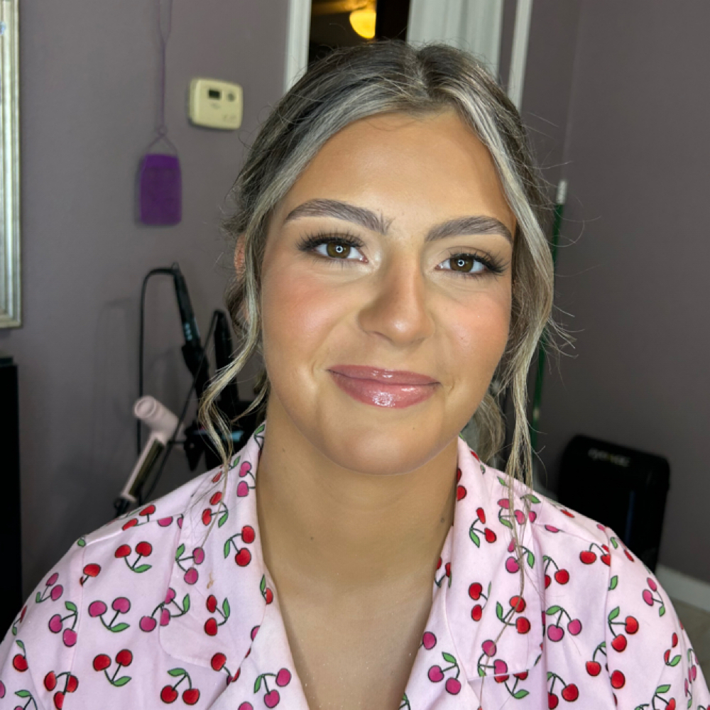 Luxury Full Glam at Peyton Bustamante in Harrisburg, IL