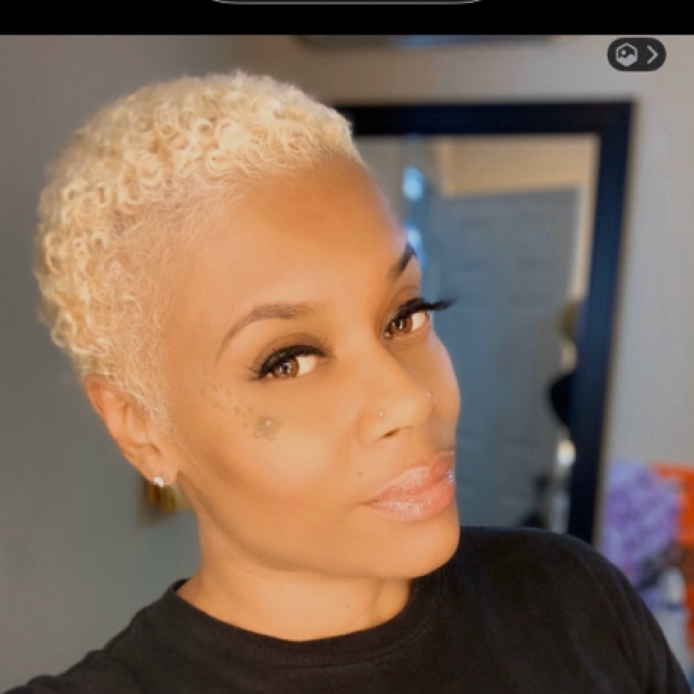 Bleaching (Lighting Only) at Resilient Crown in Milwaukee, WI