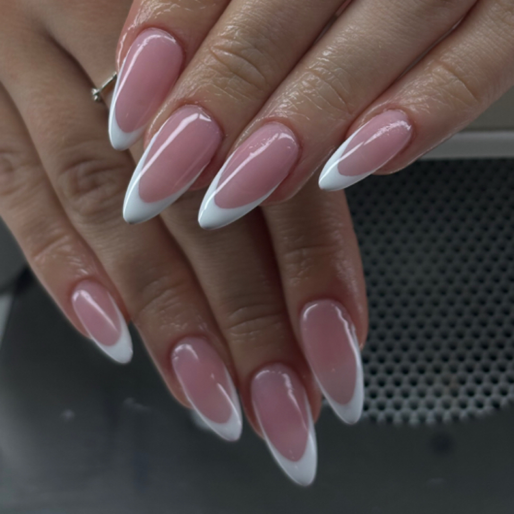 Bridal Party Set at Blissfully Western Nail Co in Des Moines, IA