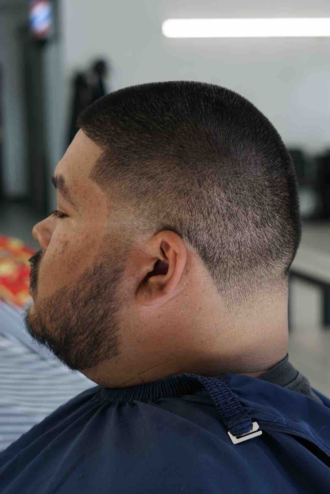 HAIRCUT + GUARD ON TOP + BEARD TRIM