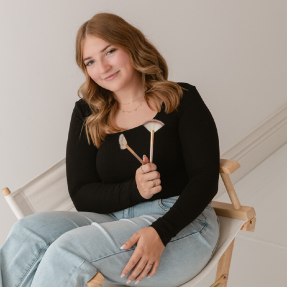 Led Therapy at Glow Beauty & Esthetics in Washington, IL