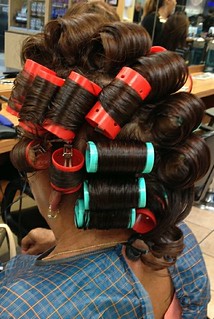 Rollerset  (relaxed hair)
