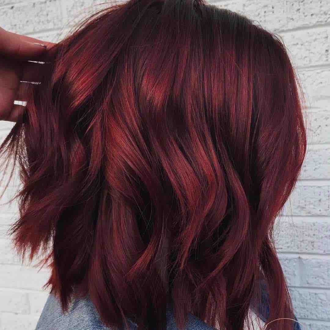 Womens Deluxe Cut -(Wash & Style)
