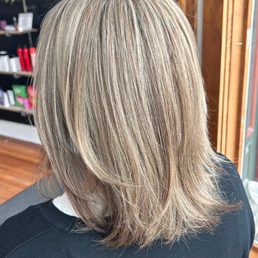Full Highlight at Radiance Beauty Lounge in Freeport, IL