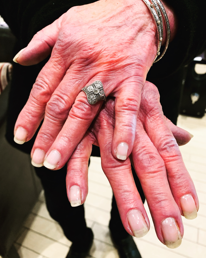 Mobile Trimming Fingernails