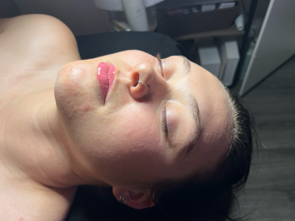 Radiant Refresh Basic Facial