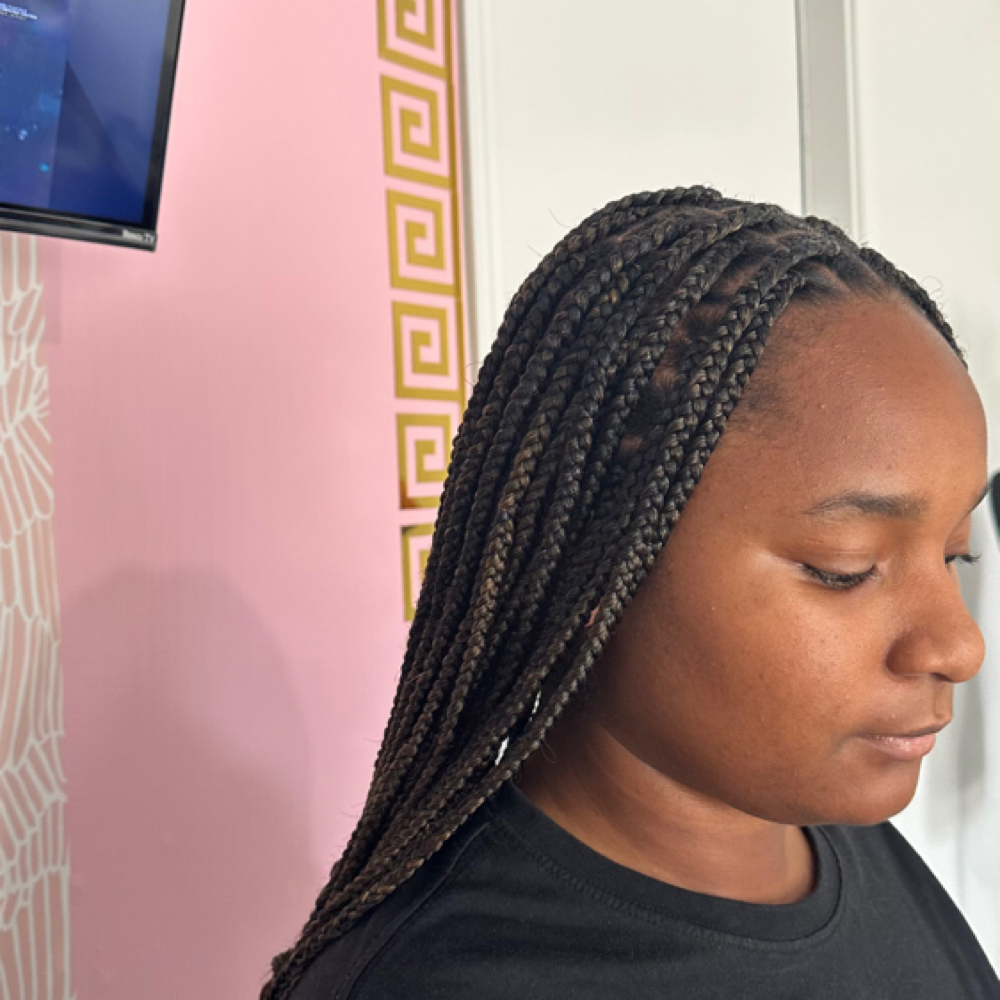 Box Braid Medium at Gigi African Braids Houston in Cypress, TX