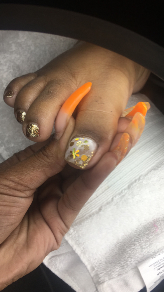 Acrylic Big Toes(design)