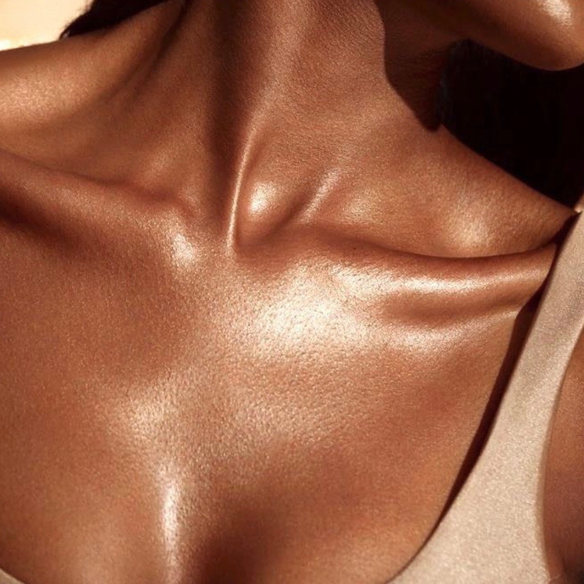 SHIMMER / GLOW DROPS at Bronze Beauty Co. in Las Vegas, NV