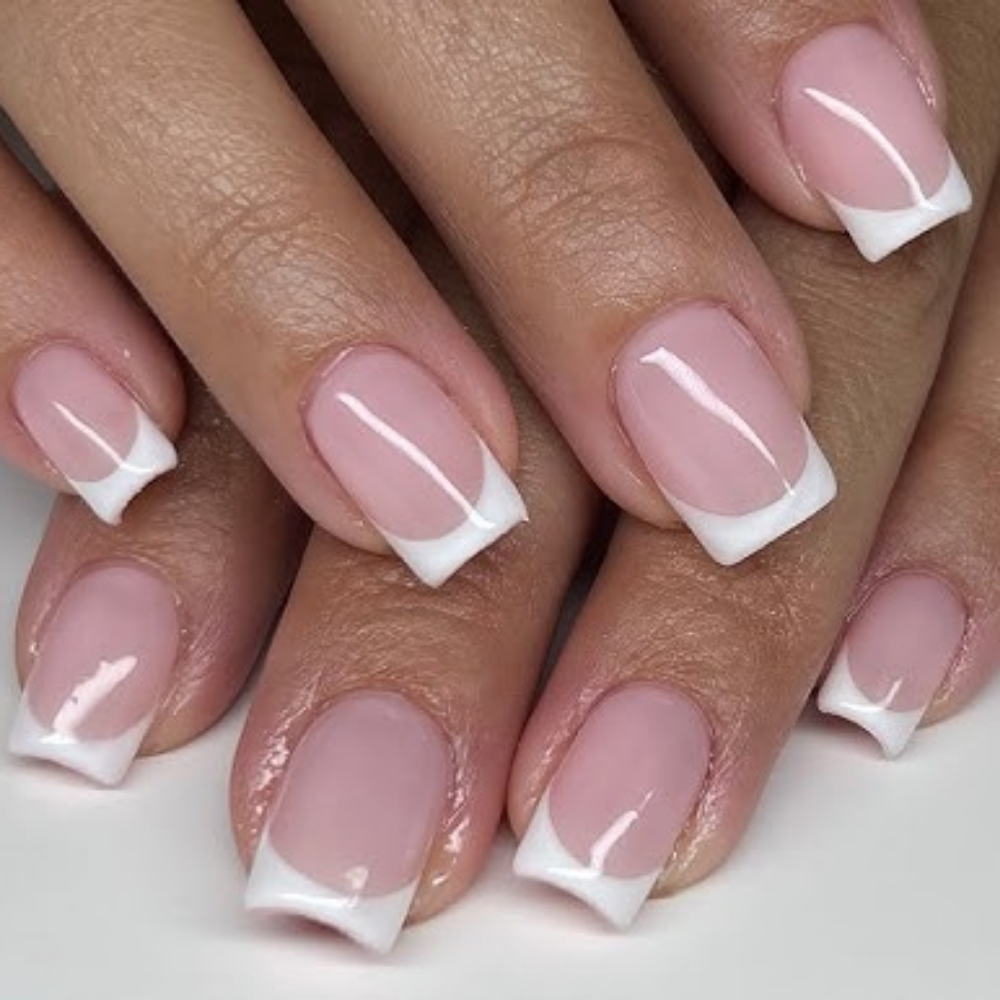 Diseño Frances Add On at The Topcoat Nails_Studio in Miami, FL