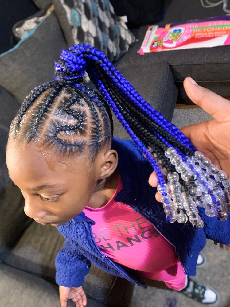 Kids Feed In Ponytail