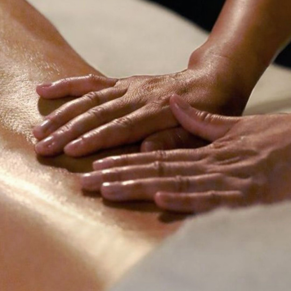 Relaxation Massage at Naz Aesthetics in Tampa, FL