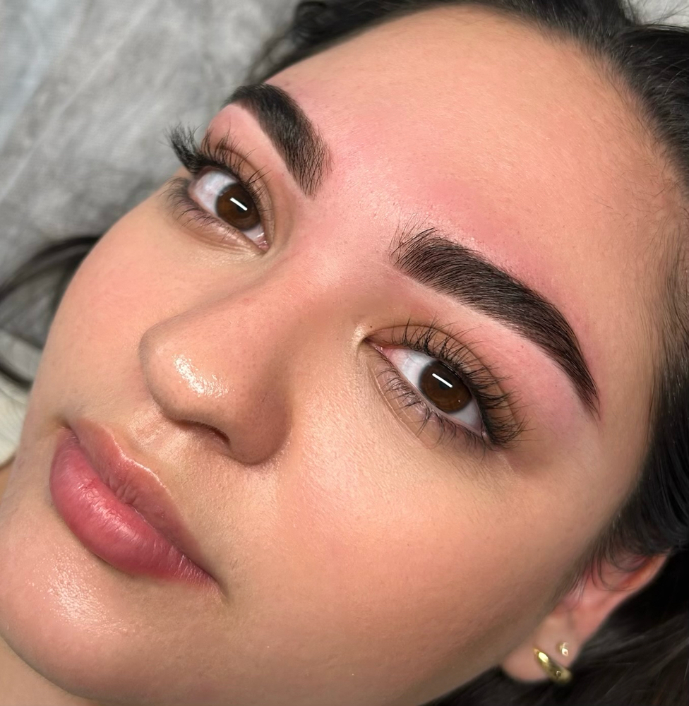 brow tint