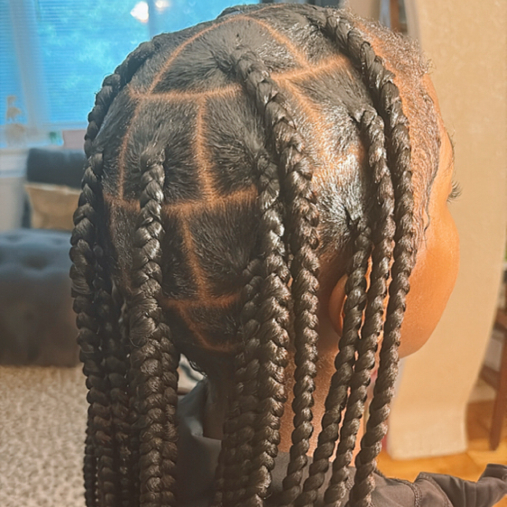 Large Knotless at UrHairQueen Salon & Studio in Upper Marlboro, MD