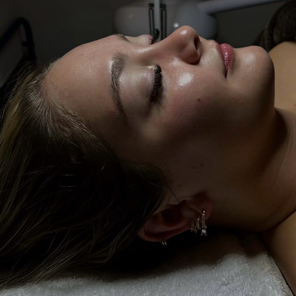Relaxing Facial (No Extractions) at Dayana Lattarulo Beauty Studio LLC in Naples, FL