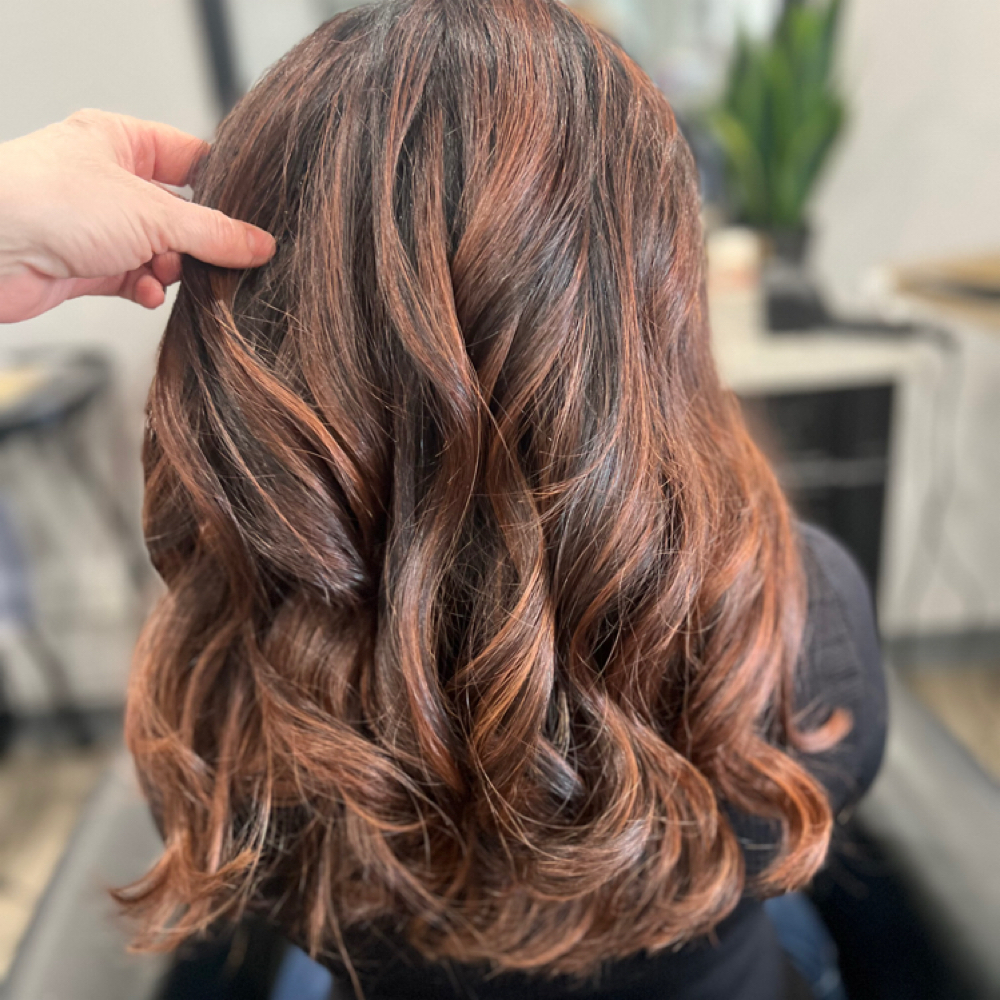 Curly Wand at Danie Cole in Lapeer, MI