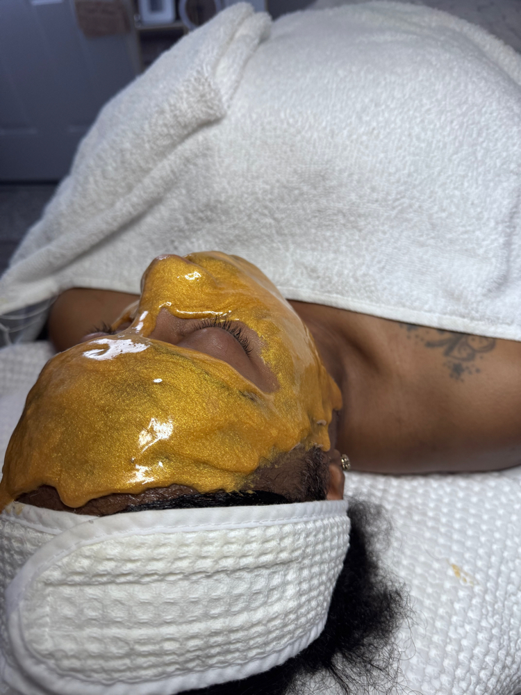 24K Gold Mask Treatment