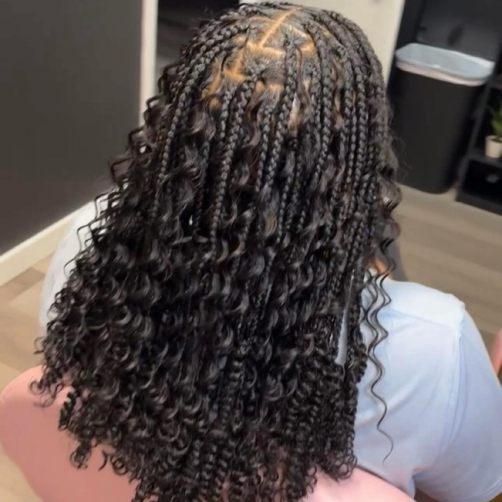 Knotless Boho Bob at DaBraiidTrapp in Elizabethtown, NC