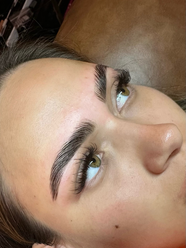 BROW LAMINATION + TINT