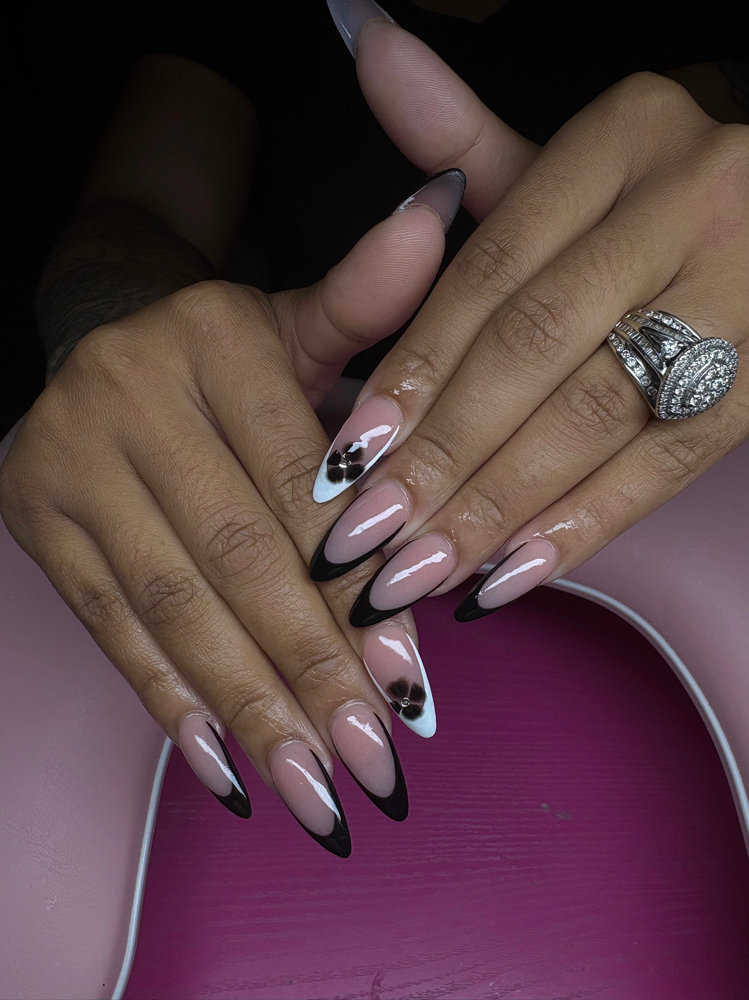 Medium Almond Nails at JasDesigns in Memphis, TN