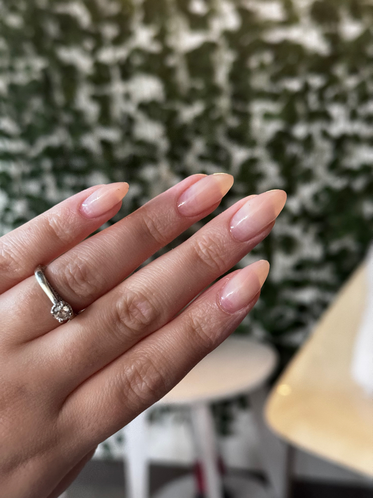 structured gel manicure