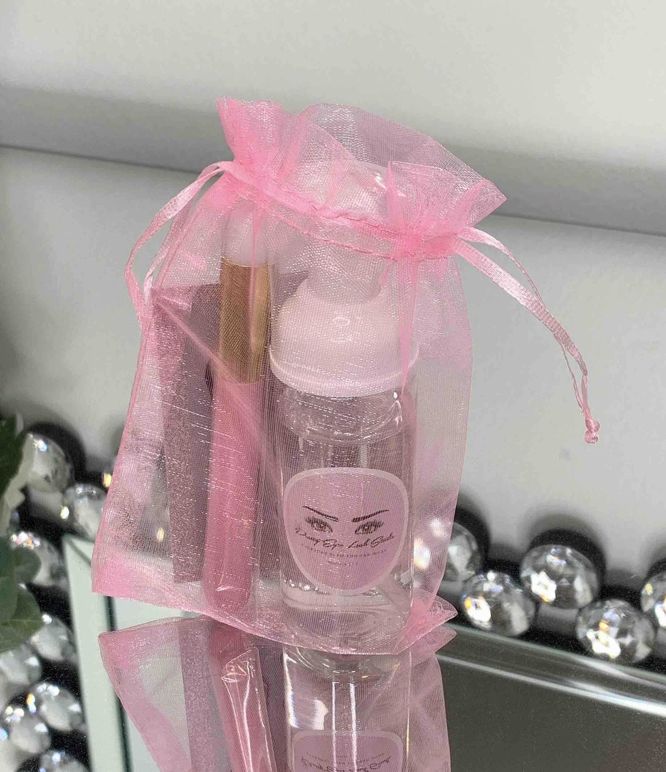 Lash Bath