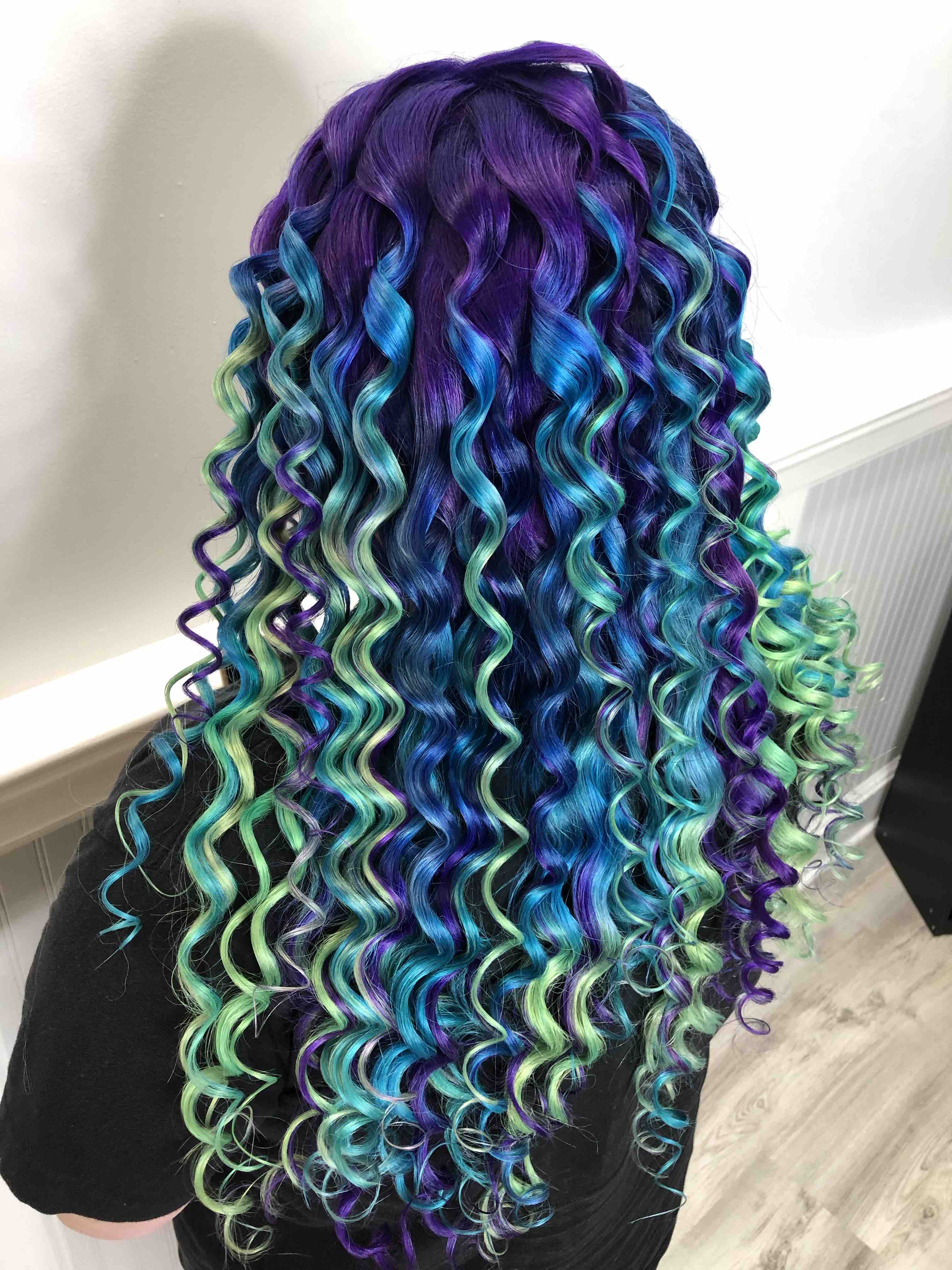Wand Curls