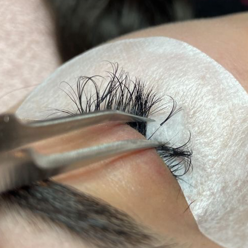 Lash Maintenance Fill at HABIBIESTHETICS in Rocklin, CA
