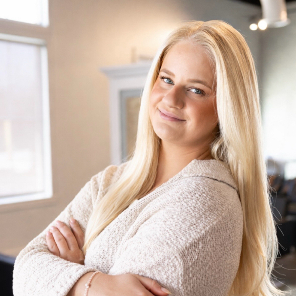 Single Process & Blowdry- Allie B at West Salon // South Boston in South Boston, MA