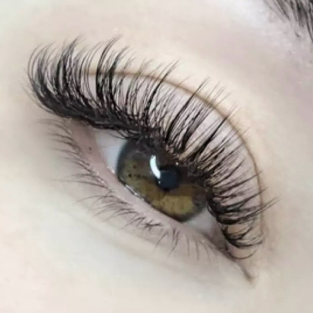 Hybrid Lash Set at Raven & Rose Salon in Mc Kees Rocks, PA