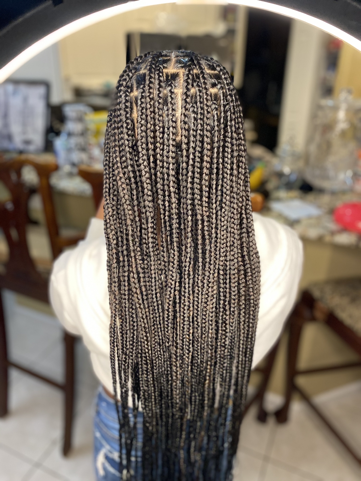 Small Knotless Butt Length