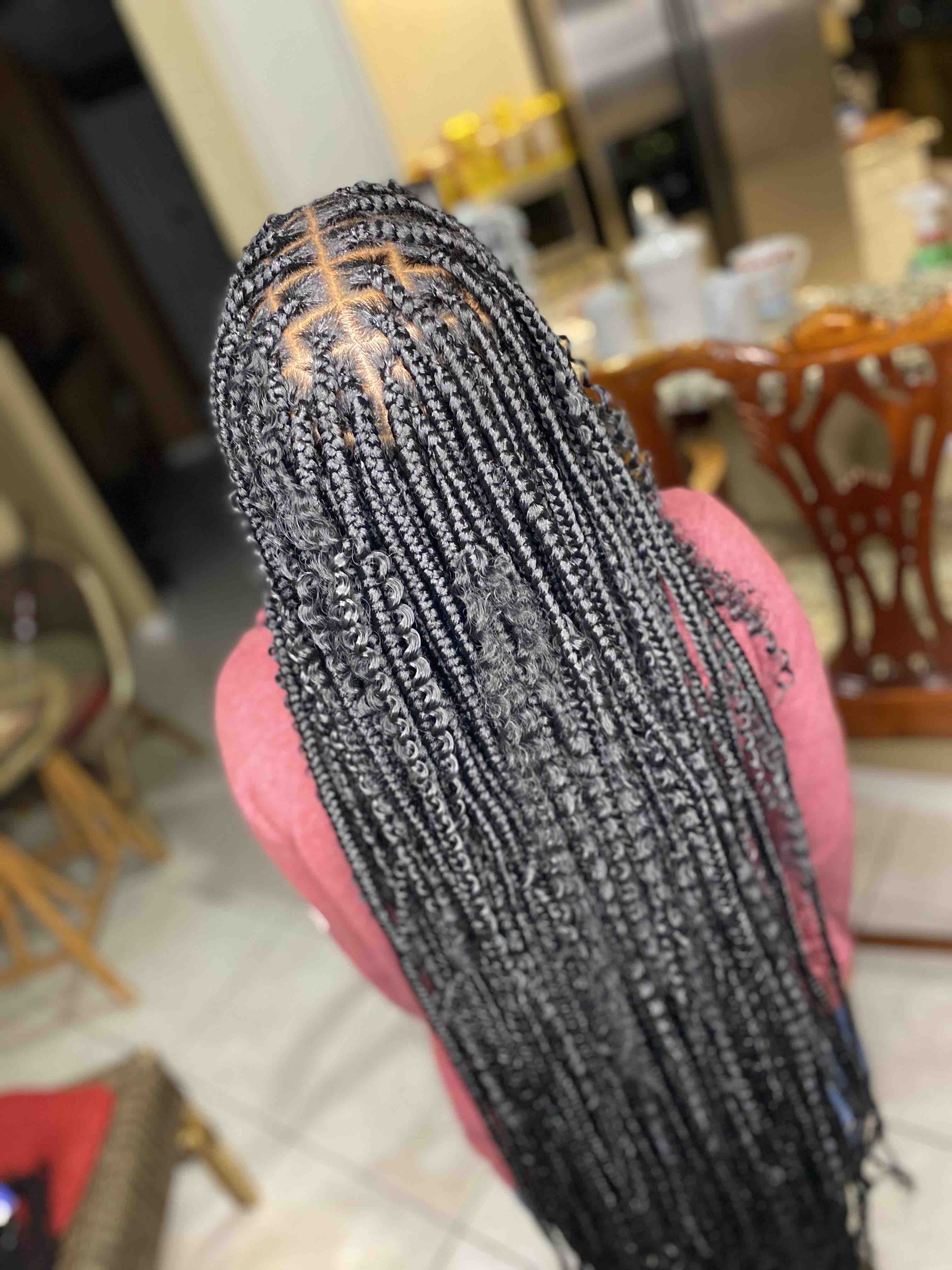 Medium Knotless Butt Length