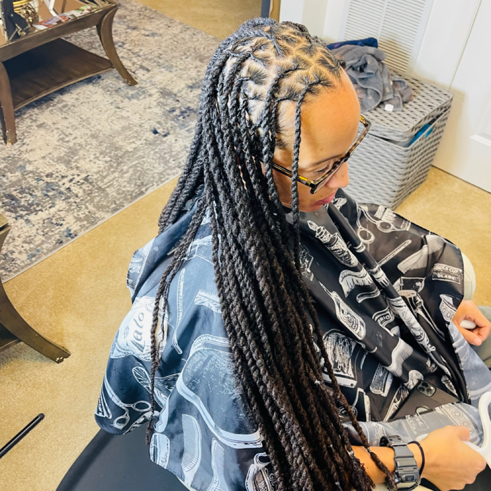 Loc Retwist Waist Length/Longer