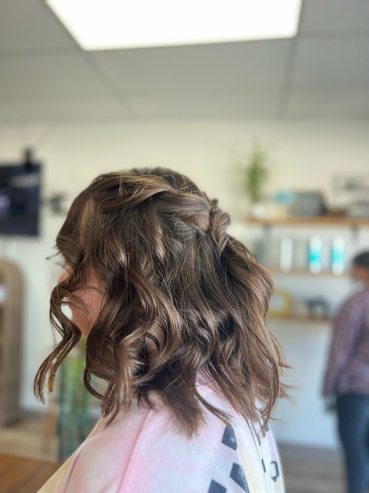 Shampoo And Style