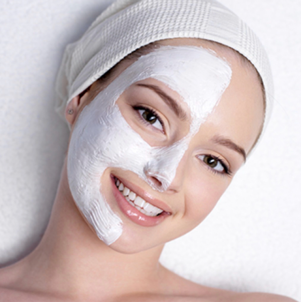 Teen Facial at Blonde Blow Dry & Brow Salon in Yuma, AZ