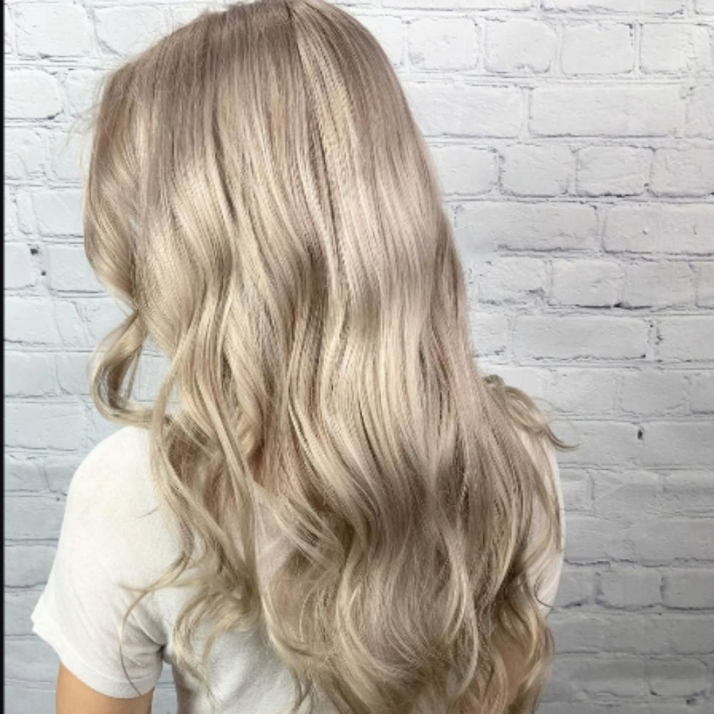 Lighten and Tone at Melodramatic Hair in Chattanooga, TN