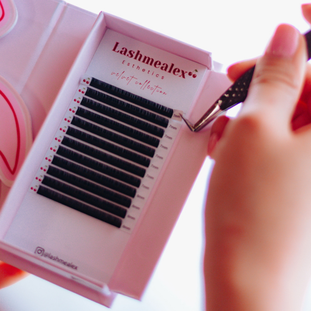 Volume 3 Week Fill at Lashmealex in Fresno, CA