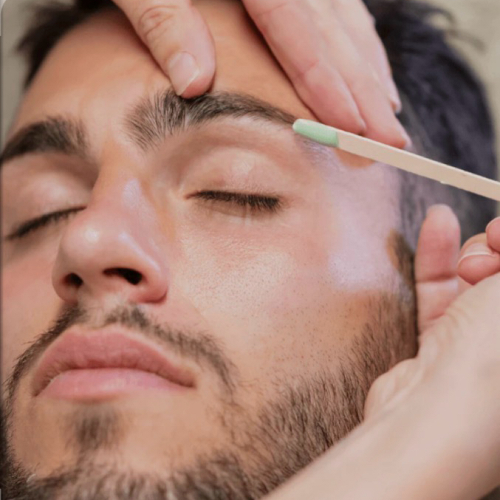 Eyebrow waxing at A Cut Above The Rest in Frisco, TX