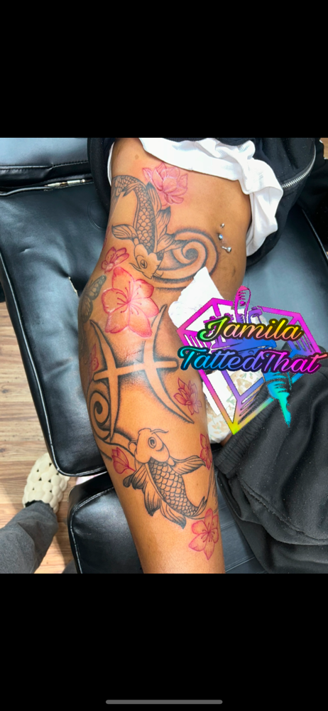 Side (stomach) + Thigh Tattoo