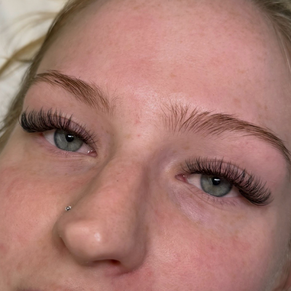 Hybrid Full Set at Lashes by Claire in Athens, TX