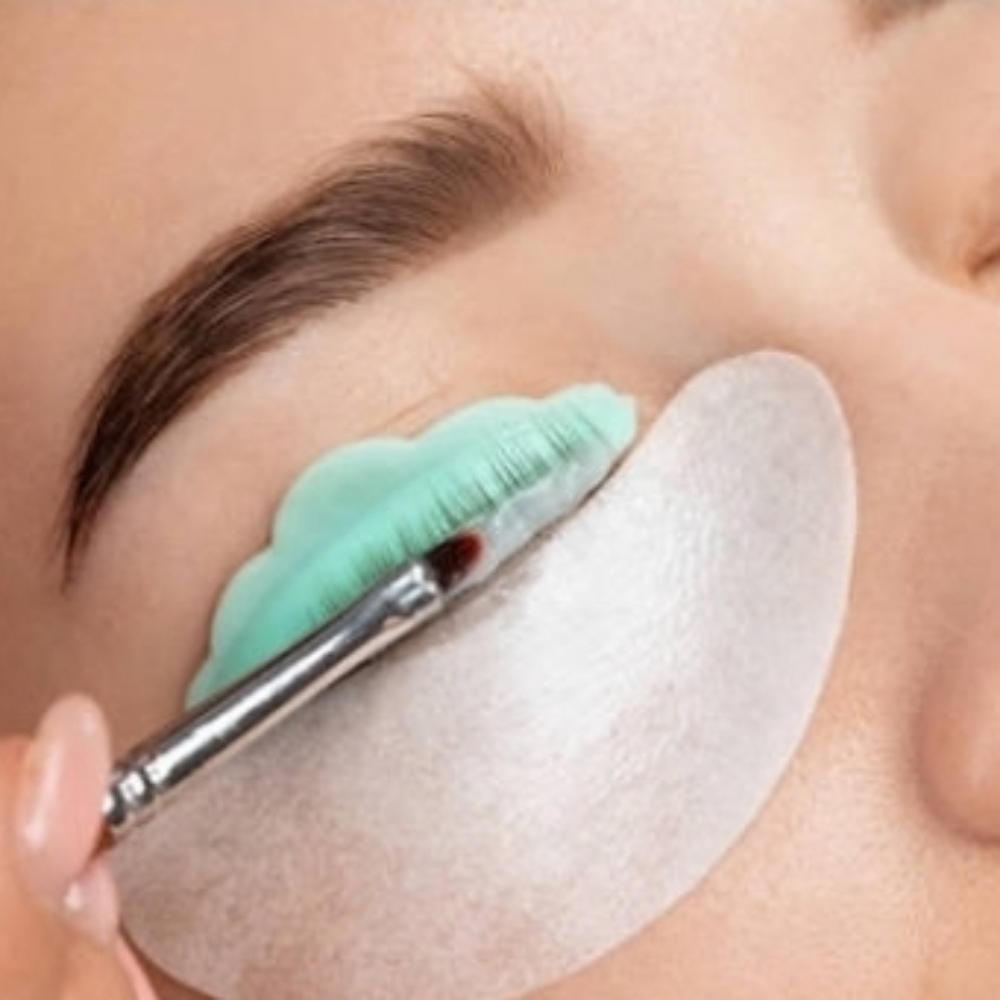 KOREAN LASH LIFT— INCL. TINT at Luna Lash Artistry in Newton Highlands, MA