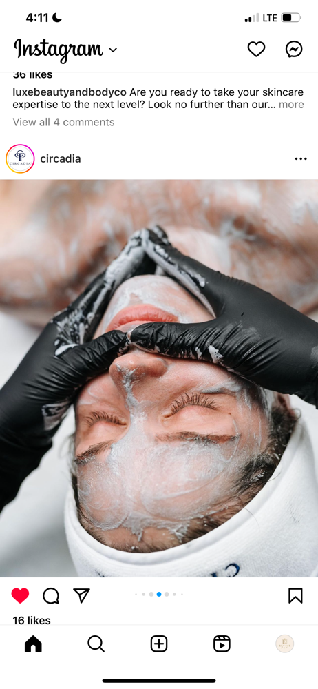 Delux Facial