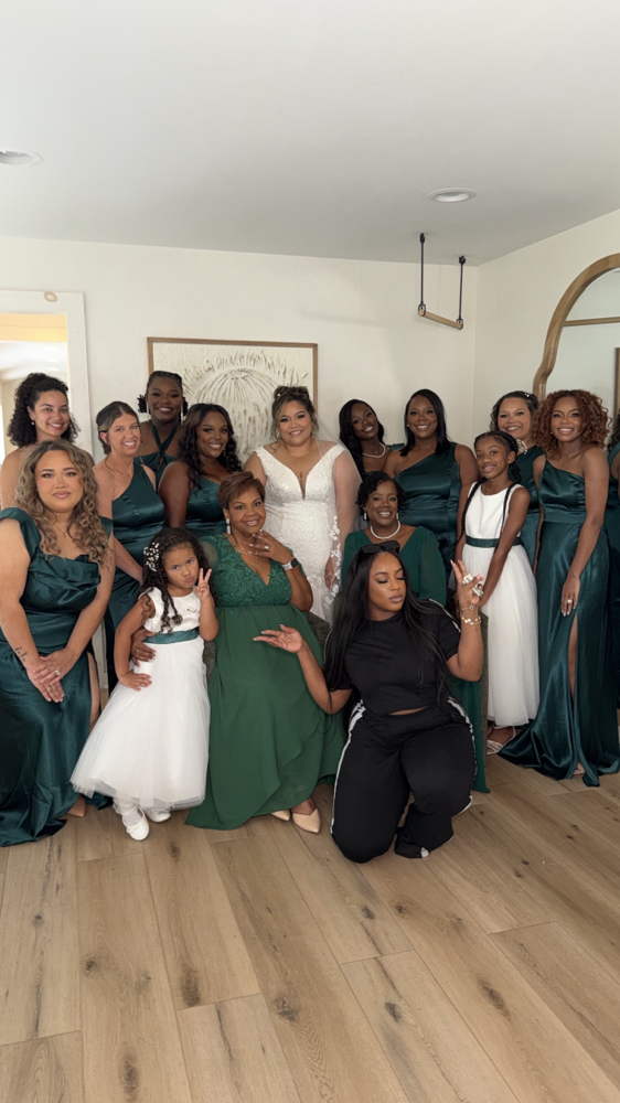 ✨Laura’s wedding package ✨ at LauraLooks in Chattanooga, TN