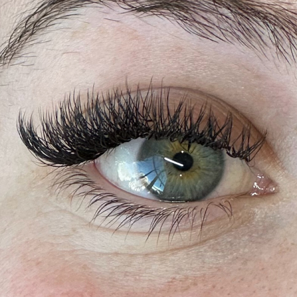 (April) Pricing Full Set HYBRID at Purple Moon Lashes & Esthetics in Lehi, UT
